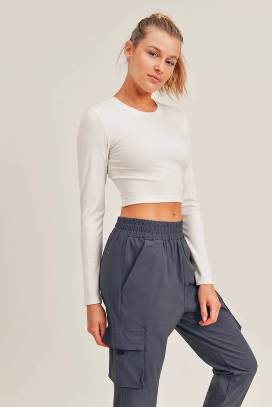 long sleeve cropped athleisure top